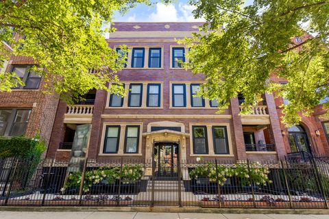Photo of 4559 S Michigan Avenue #3N, Chicago, IL 60653 (MLS # 12464997)