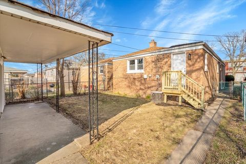 Tiny photo for 10854 S Union Avenue, Chicago, IL 60628 (MLS # 12448389)