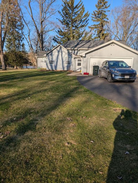 Photo of 52 Deerpath Road, Deer Park, IL 60010 (MLS # 12621753)