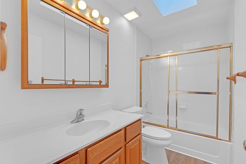 Tiny photo for 4176 Kenwood Avenue, Gurnee, IL 60031 (MLS # 12655775)