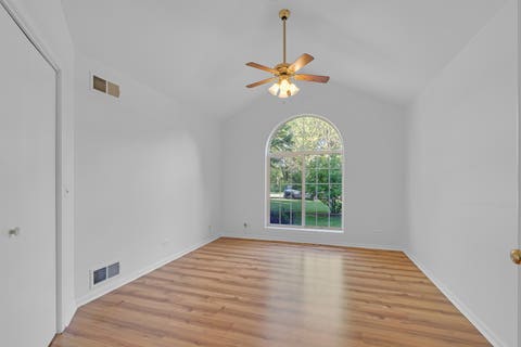 Tiny photo for 4176 Kenwood Avenue, Gurnee, IL 60031 (MLS # 12655775)