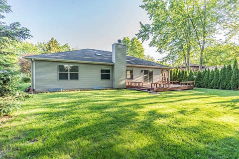 Tiny photo for 4176 Kenwood Avenue, Gurnee, IL 60031 (MLS # 12655775)