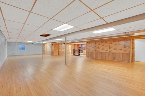 Tiny photo for 4176 Kenwood Avenue, Gurnee, IL 60031 (MLS # 12655775)