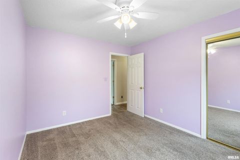 Tiny photo for 1008 OAKWOOD Lane, Marion, IL 62959 (MLS # EB460607)