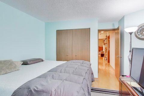 Tiny photo for 456 W Happfield Drive #9CL, Arlington Heights, IL 60004 (MLS # 12513327)