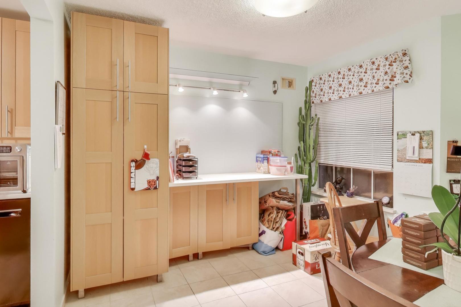 456 W Happfield Drive 9CL