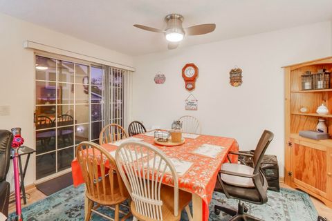 Tiny photo for 456 W Happfield Drive #9CL, Arlington Heights, IL 60004 (MLS # 12513327)