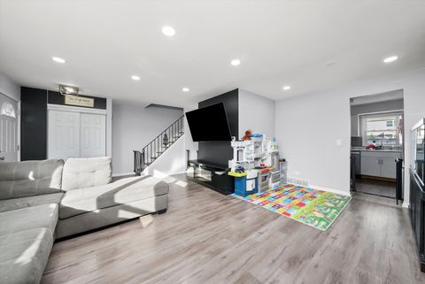 Tiny photo for 213 Prospect Avenue, Wood Dale, IL 60191 (MLS # 12511857)