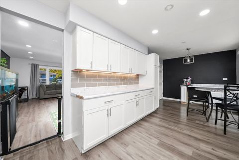 Tiny photo for 213 Prospect Avenue, Wood Dale, IL 60191 (MLS # 12511857)