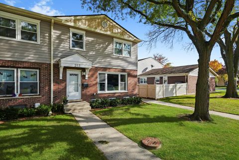 Tiny photo for 213 Prospect Avenue, Wood Dale, IL 60191 (MLS # 12511857)
