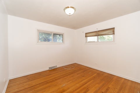 Tiny photo for 1185 Seymour Avenue, Des Plaines, IL 60016 (MLS # 12714345)
