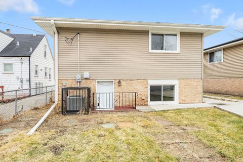 Tiny photo for 14418 Drexel Avenue, Dolton, IL 60419 (MLS # 12568235)