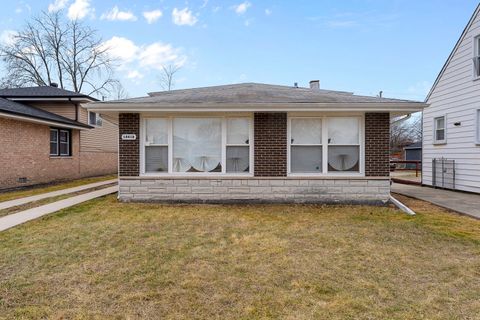 Tiny photo for 14418 Drexel Avenue, Dolton, IL 60419 (MLS # 12568235)
