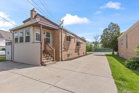 Tiny photo for 2312 S 1st Avenue, North Riverside, IL 60546 (MLS # 12492220)