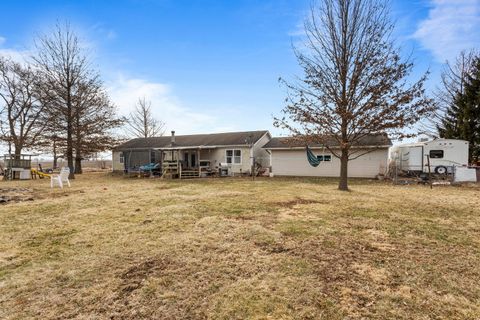 Tiny photo for 17471 Lakeshore Road, Weldon, IL 61882 (MLS # 12552154)