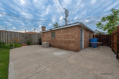 Tiny photo for 3933 W 69th Place, Chicago, IL 60629 (MLS # 12706071)