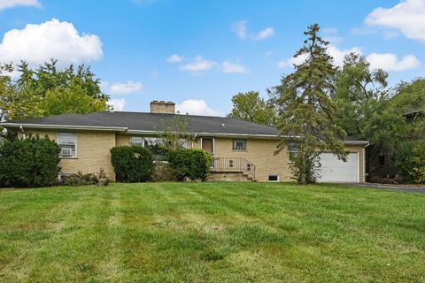 Tiny photo for 219 79th Street, Burr Ridge, IL 60527 (MLS # 12497411)
