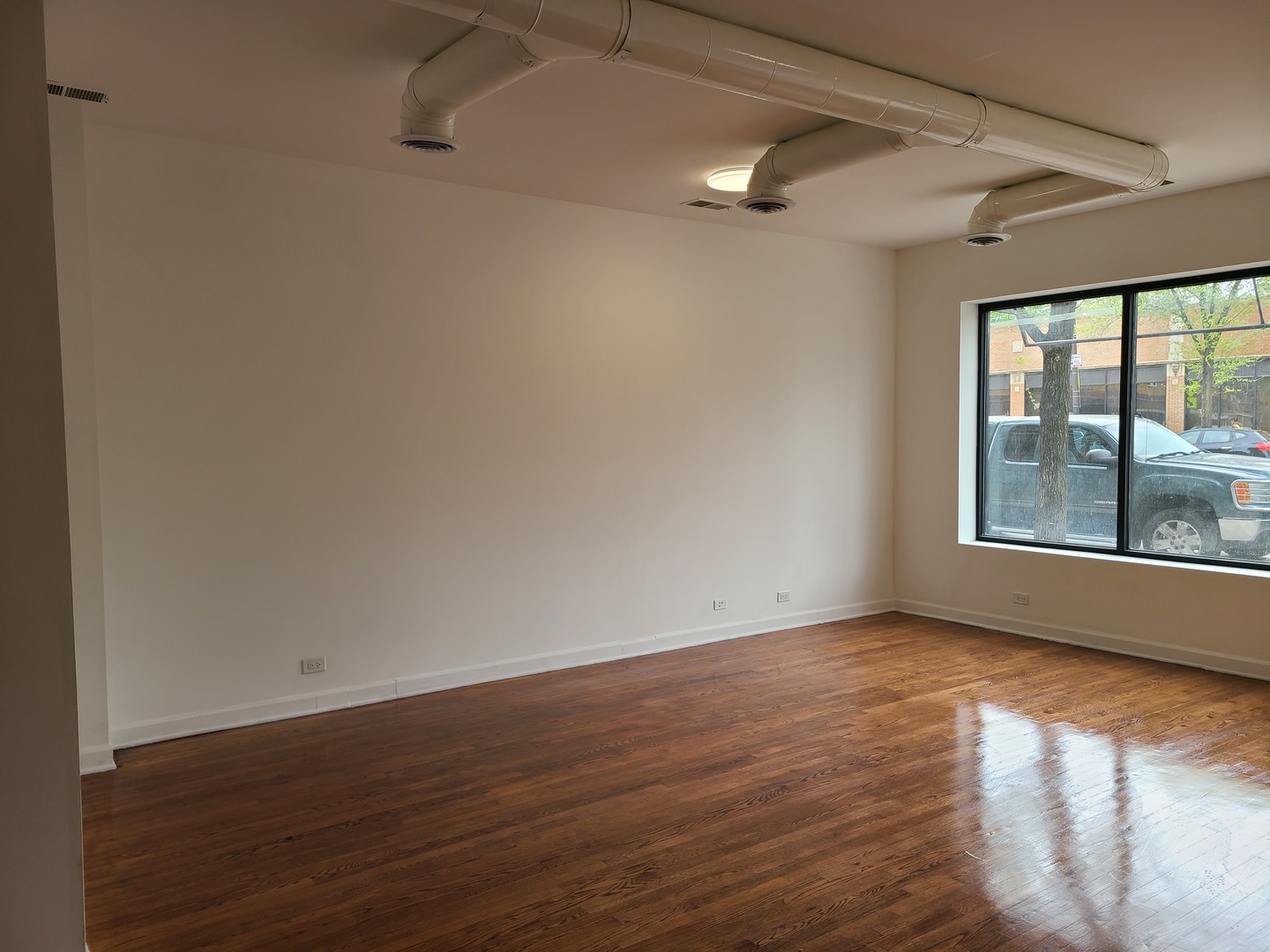 2207 N Western Avenue C3