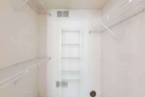 Tiny photo for 4 Arboretum Drive, Lombard, IL 60148 (MLS # 12433016)