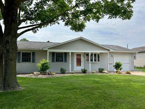 1220 Sunset Drive Peru IL 61354