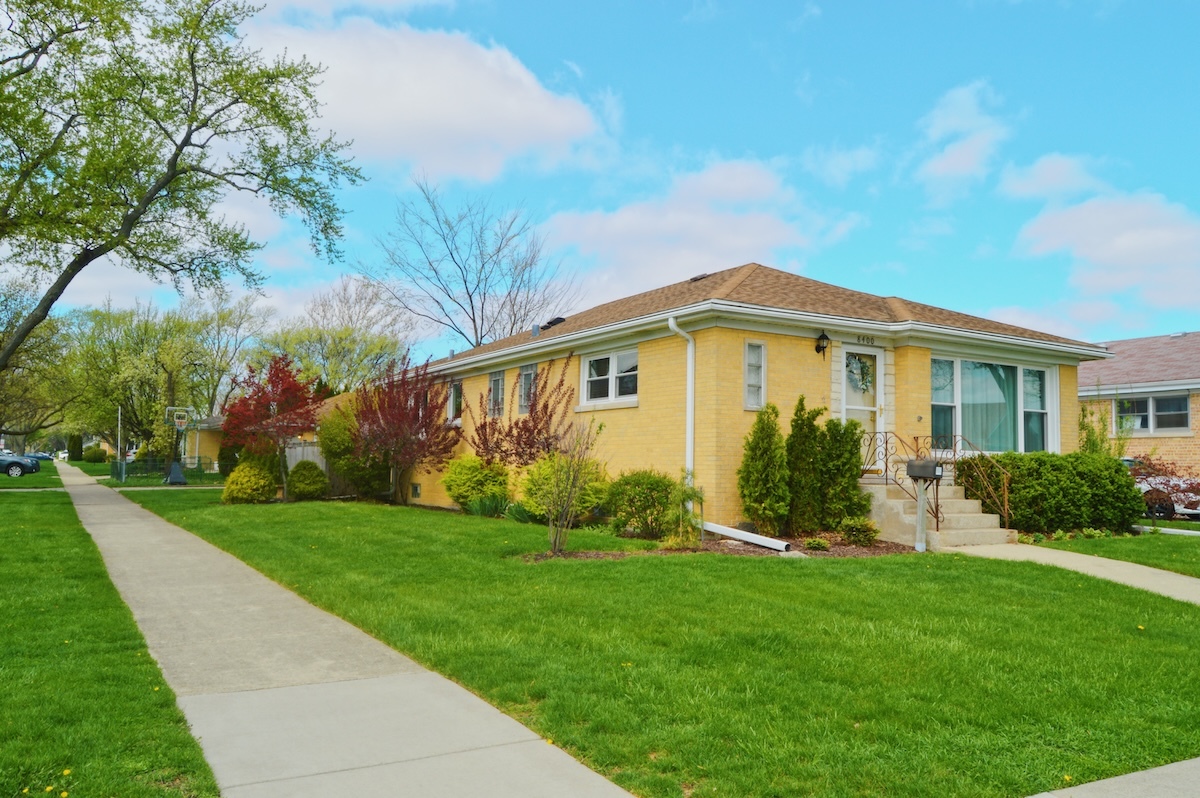 8400 N Osceola Avenue