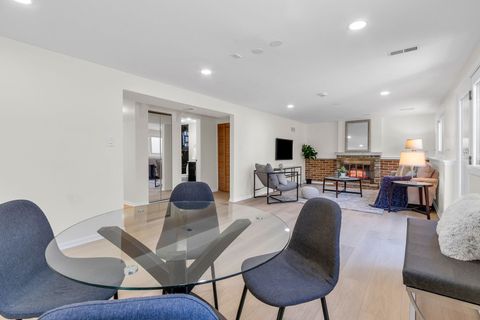 Tiny photo for 426 S Cedarcrest Drive, Schaumburg, IL 60193 (MLS # 12580696)