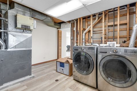 Tiny photo for 426 S Cedarcrest Drive, Schaumburg, IL 60193 (MLS # 12580696)