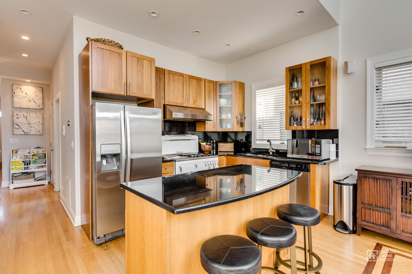 869 N Paulina Street 3