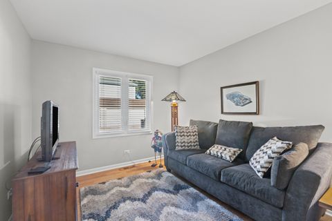 Tiny photo for 918 Rogers Street #103, Downers Grove, IL 60515 (MLS # 12496606)