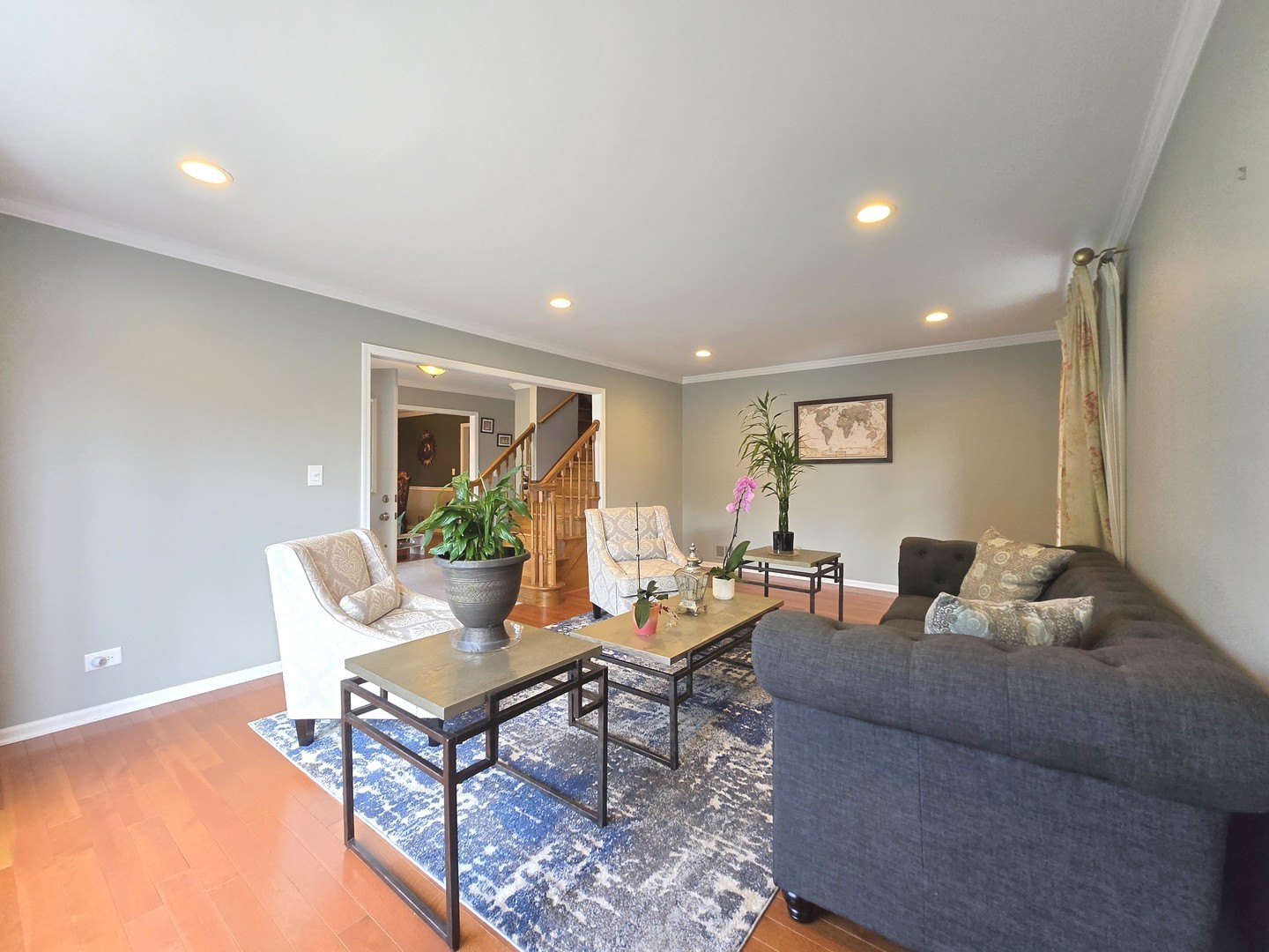 952 N Dexter Lane