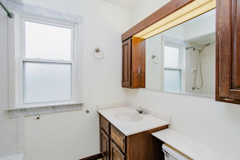 Tiny photo for 837 S Lombard Avenue, Oak Park, IL 60304 (MLS # 12585055)