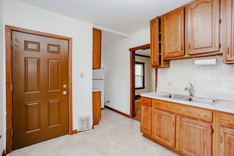 Tiny photo for 837 S Lombard Avenue, Oak Park, IL 60304 (MLS # 12585055)