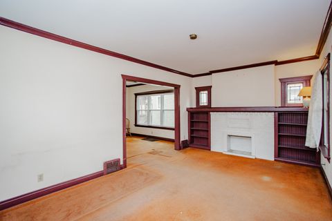 Tiny photo for 837 S Lombard Avenue, Oak Park, IL 60304 (MLS # 12585055)