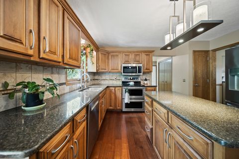 Tiny photo for 1770 PLUM TREE Road, Bettendorf, IA 52722 (MLS # 12604810)