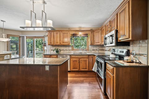 Tiny photo for 1770 PLUM TREE Road, Bettendorf, IA 52722 (MLS # 12604810)