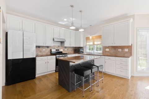 Tiny photo for 539 Primrose Lane, Crystal Lake, IL 60014 (MLS # 12487825)