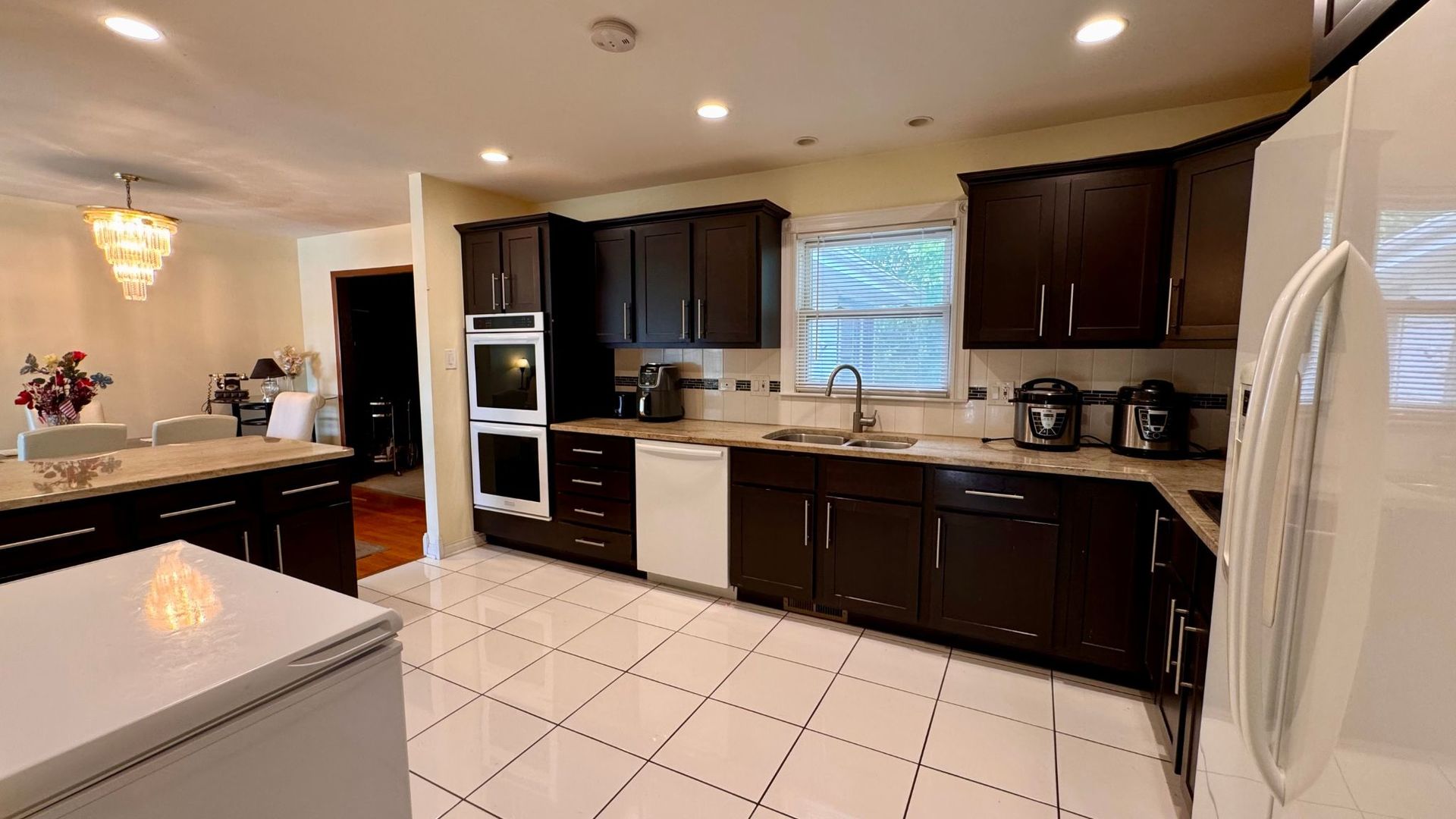 539 E 169th Street