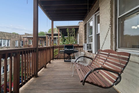 Tiny photo for 1057 W Berwyn Avenue #3, Chicago, IL 60640 (MLS # 12757364)