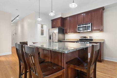 Tiny photo for 1057 W Berwyn Avenue #3, Chicago, IL 60640 (MLS # 12757364)