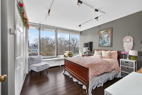 Tiny photo for 1337 21 Avenue #3D, Rock Island, IL 61201 (MLS # 12600715)