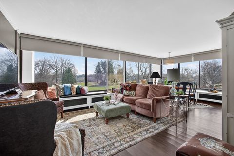 Tiny photo for 1337 21 Avenue #3D, Rock Island, IL 61201 (MLS # 12600715)