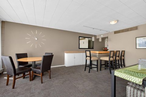 Tiny photo for 1337 21 Avenue #3D, Rock Island, IL 61201 (MLS # 12600715)