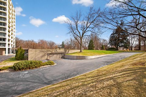 Tiny photo for 1337 21 Avenue #3D, Rock Island, IL 61201 (MLS # 12600715)