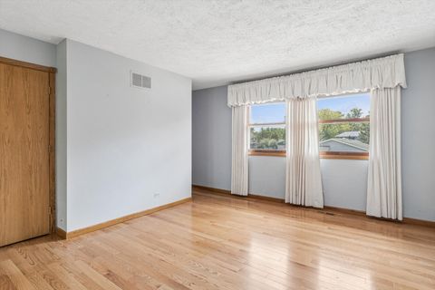 Tiny photo for 5S671 Park Meadow Drive, Naperville, IL 60540 (MLS # 12611976)