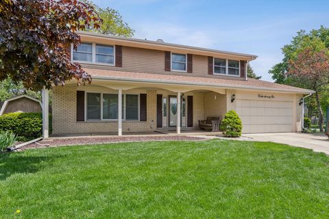Photo of 5S671 Park Meadow Drive, Naperville, IL 60540 (MLS # 12611976)
