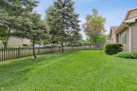 Tiny photo for 5S671 Park Meadow Drive, Naperville, IL 60540 (MLS # 12611976)