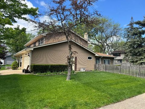 Tiny photo for 5S671 Park Meadow Drive, Naperville, IL 60540 (MLS # 12611976)