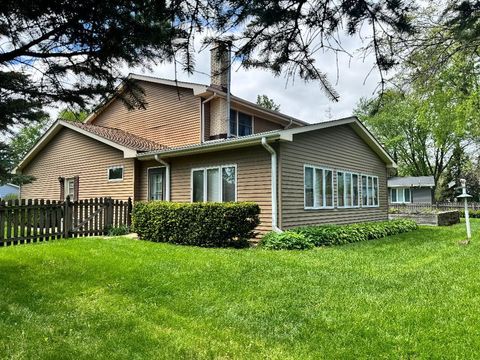 Tiny photo for 5S671 Park Meadow Drive, Naperville, IL 60540 (MLS # 12611976)