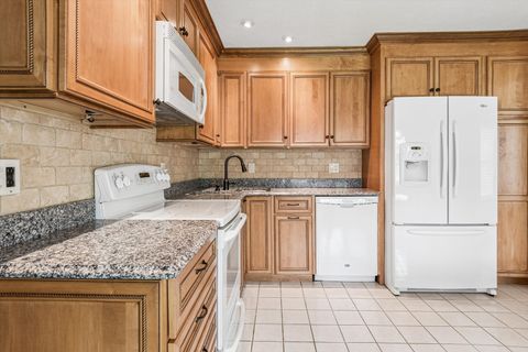 Tiny photo for 5S671 Park Meadow Drive, Naperville, IL 60540 (MLS # 12611976)
