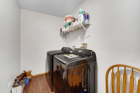 Tiny photo for 4 Franklin Court, Bolingbrook, IL 60440 (MLS # 12571750)